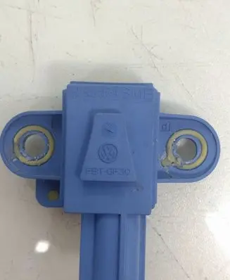 Volkswagen Golf V Airbag deployment crash/impact sensor 1K0955557A