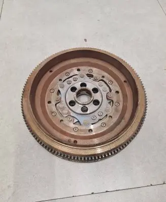 Audi Q3 8U Dual mass flywheel 03L105266DG