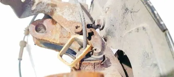 Citroen C4 II Picasso ABS brake wheel speed sensor