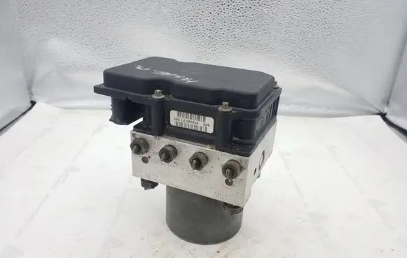 Ford Mondeo Mk III ABS Pump 5S712M110AA 0265231462 0265800381