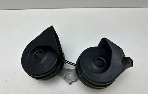 Ford Mustang VI Horn signal AM80SX