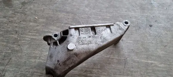 Volkswagen Transporter - Caravelle T5 Engine mounting bracket 038199207AK