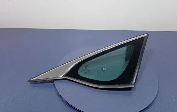 Honda Accord Rear side window 