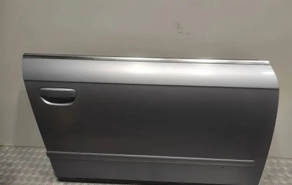 Audi A4 S4 B7 8E 8H Front door