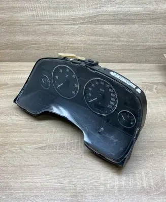 Opel Zafira A Speedometer (instrument cluster) 24461768JU