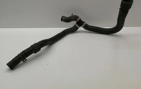 Volkswagen PASSAT B8 Engine coolant pipe/hose 3B0122291B