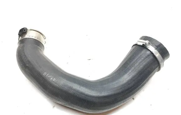 Volvo XC40 Intercooler hose/pipe 32252661 8889107460