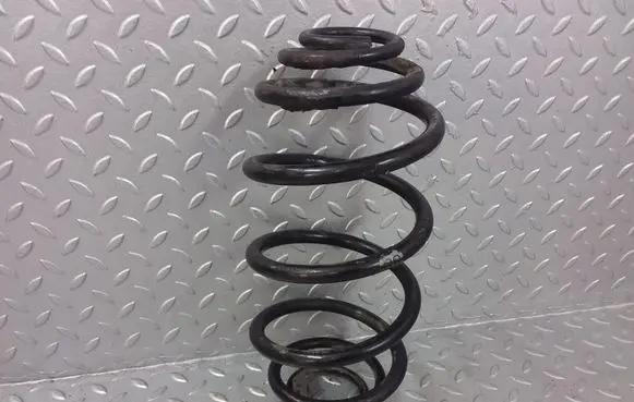 Opel Astra H Rear coil spring