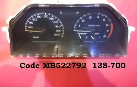 Mitsubishi Lancer Speedometer (instrument cluster) MB522792 138700