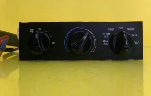 Ford Probe Climate control unit