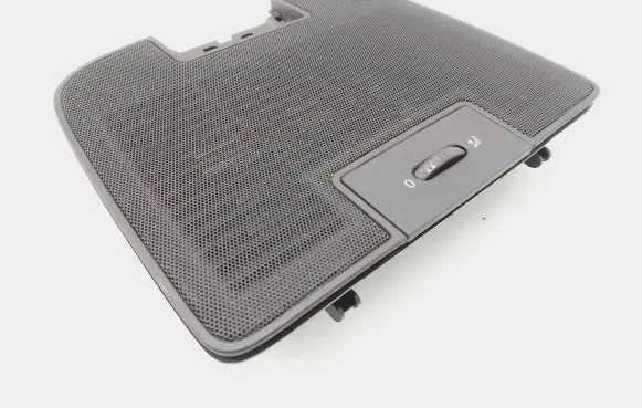 Volkswagen Golf Plus Dash center air vent grill 5m0819153b