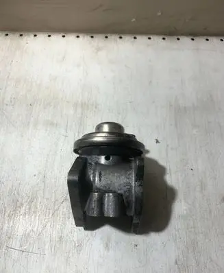 Audi A3 S3 8P EGR valve 038129637D