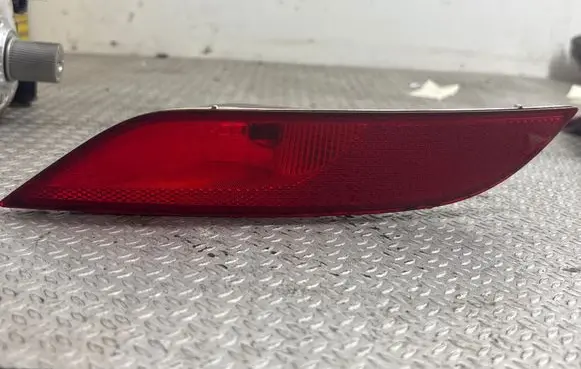 Volvo V40 Rear fog light 21210102
