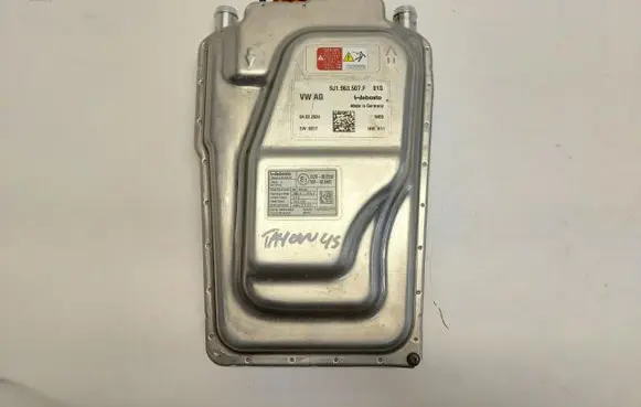 Porsche Taycan 9J1 Auxiliary heating control unit/module 9J1963507FJLK0121