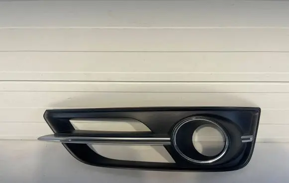 Audi A8 S8 D4 4H Front bumper lower grill 4H0807679F