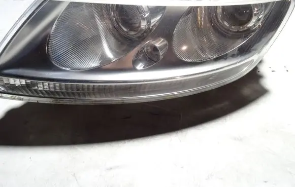 Volkswagen Phaeton Headlight/headlamp 00008290 3D1941015G