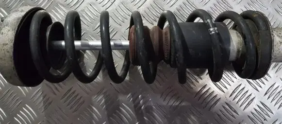 BMW 5 E60 E61 Rear coil spring