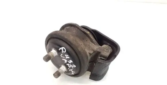 Suzuki Grand Vitara II Engine mount bracket