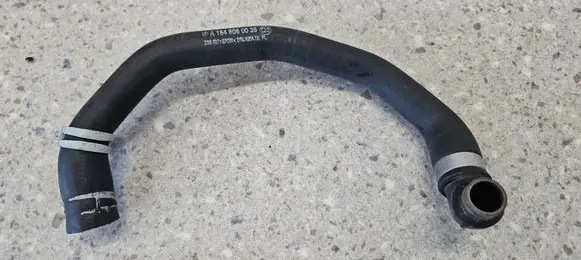 Mercedes-Benz GL X164 Engine coolant pipe/hose A1645060035 1645060035