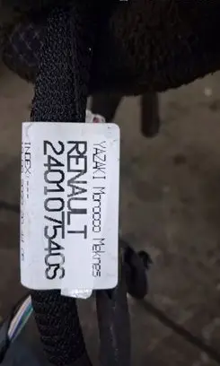 Renault Megane III EUR ISO radio connector 241608307R