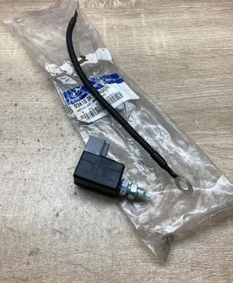 Hyundai Santa Fe Brake pedal sensor switch 938103KRWAQQH 131120A10402