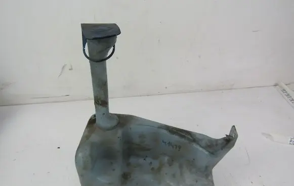 Volkswagen Transporter - Caravelle T4 Windshield washer fluid reservoir/tank 