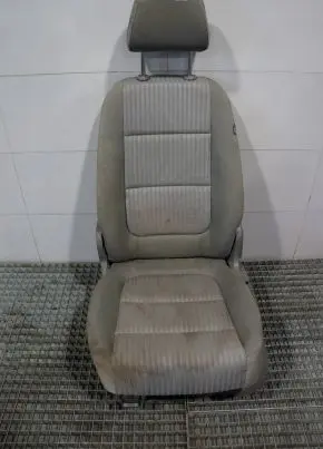 Seat Alhambra (Mk2) Front driver seat 