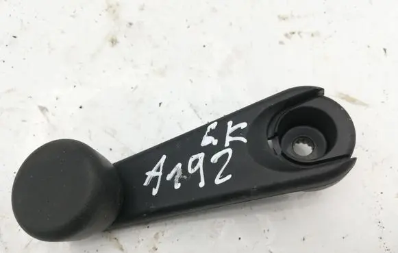 BMW 3 E46 Rear door window winding handle 513281225032 8122503