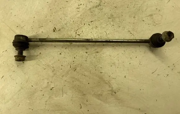 Audi Q3 F3 Front anti-roll bar/stabilizer link 5Q0411815A