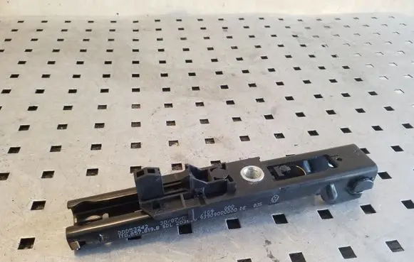 Volkswagen Tiguan Seat belt adjustment rail 1T0857819B