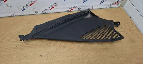 Wiper trim