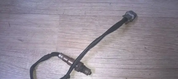 Hyundai i20 (PB PBT) Lambda probe sensor 0350931043 39210-03030
