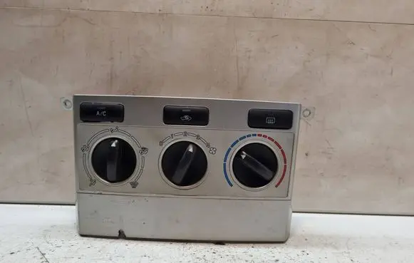 Toyota Corolla Verso AR10 Climate control unit 559000F011 1050729 69670001