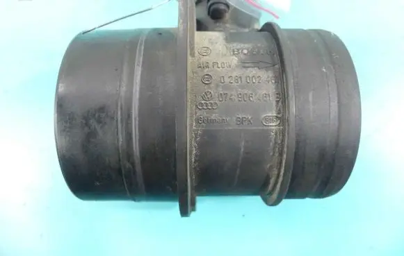 Volkswagen PASSAT B6 Mass air flow meter 0281002461 IMPRK1192757