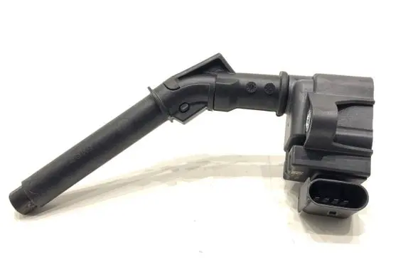 Nissan Qashqai J12 High voltage ignition coil