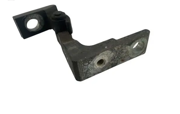 Volkswagen Touareg I Front door upper hinge 7L0831401B 7L0831401A