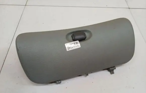 Renault Scenic I Glove box