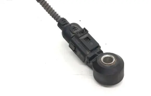 Volkswagen Golf V Detonation knock sensor 030905377c 07315