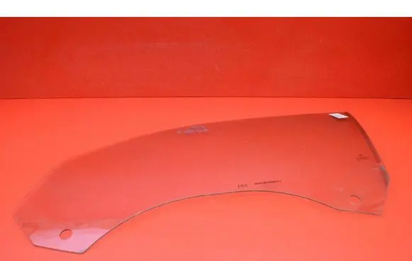 BMW 1 E82 E88 Front door window glass four-door