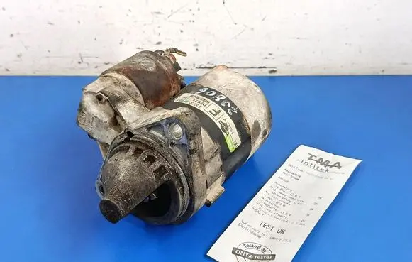 Nissan Almera Tino Starter motor 233009F661