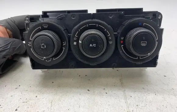 Peugeot 308 Climate control unit T1000220K 69940002