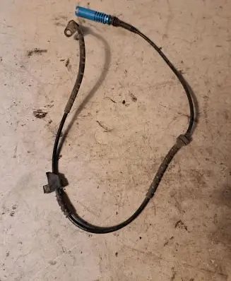 BMW 5 E60 E61 ABS brake wheel speed sensor 6908705