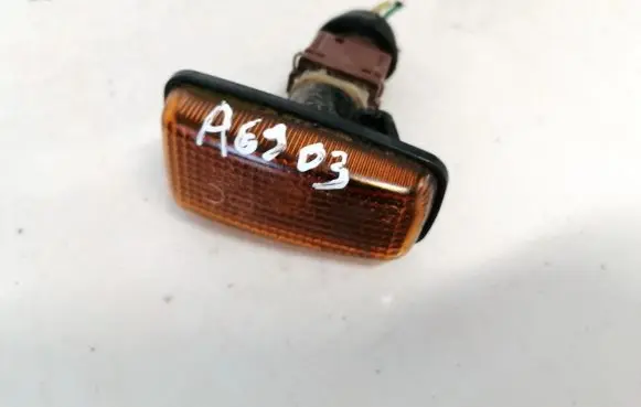 Citroen Berlingo Front fender indicator light 0191081