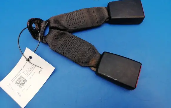 MG ZT - ZT-T Middle seatbelt buckle (rear) 