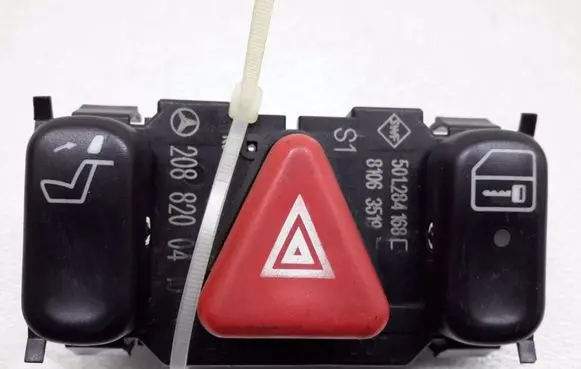 Mercedes-Benz CLK A208 C208 Hazard light switch A2088200410
