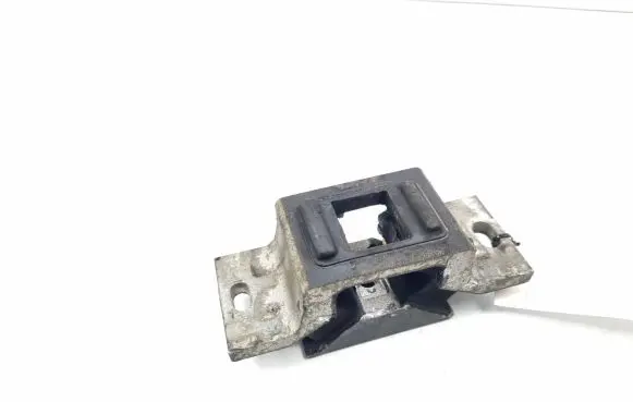 Opel Movano B Gearbox mounting bracket 8200676857