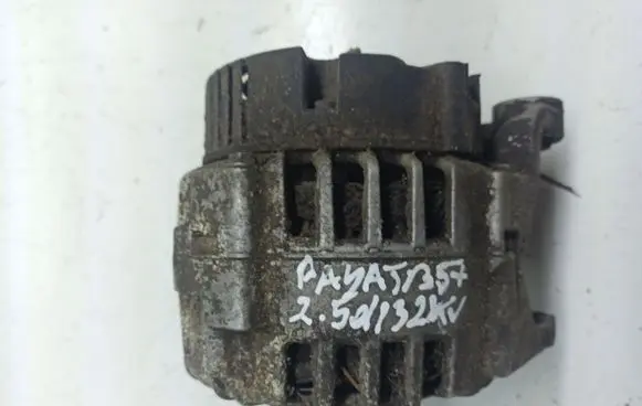 Volkswagen PASSAT B5.5 Generator/alternator 059903015G