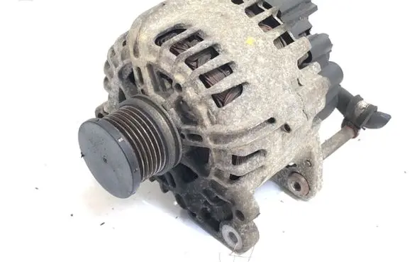 Skoda Rapid (NH) Generator/alternator 03L903023J