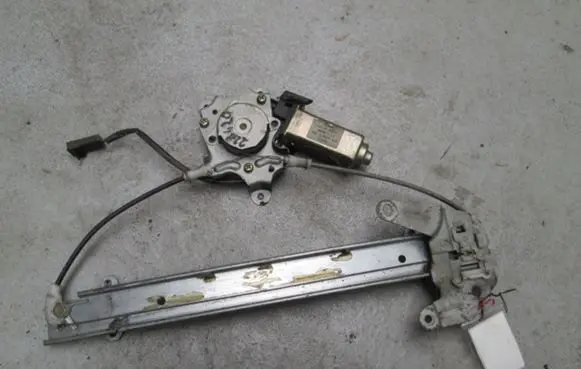 Nissan Sunny Rear door window regulator with motor
