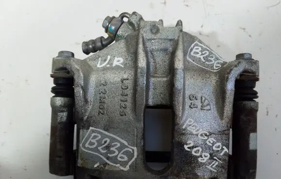 Peugeot 208 Front brake caliper L94125